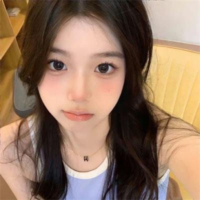 班上的女同学，我全部都喜欢